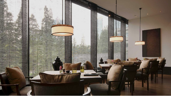 太驚艷！這些顏值與實力并存的樓上樓鋁木門窗，真讓人心動！