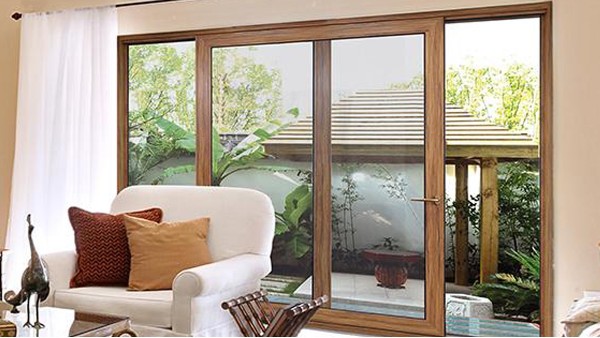 高端別墅門窗的標配？國內(nèi)門窗十大品牌樓上樓門窗：就這？