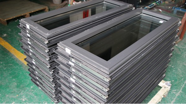 工程門窗廠家價格越貴越有保障嗎？-樓上樓門窗