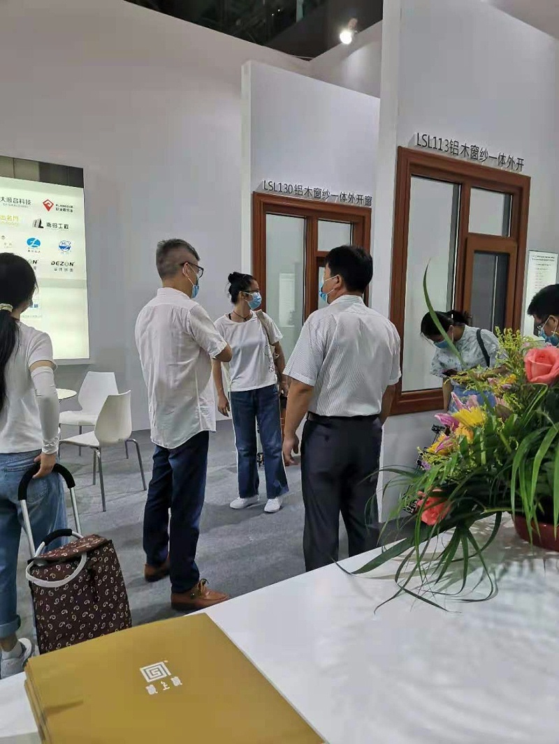 2021廣州建博會 | 樓上樓健康鋁木系統(tǒng)門窗精彩回顧！